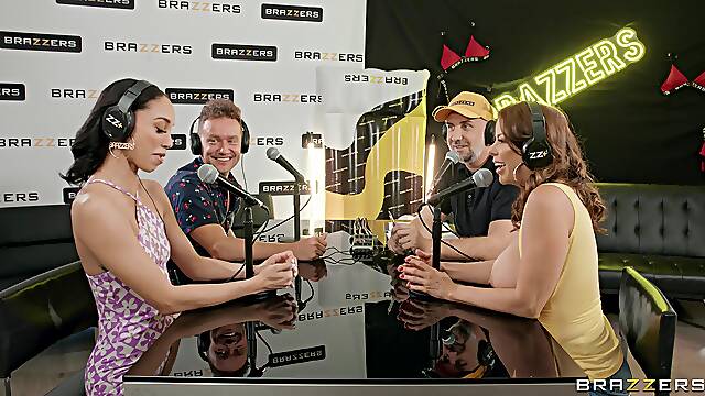 Insolent cougar receives proper dick to play with during a live show