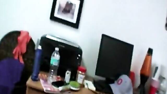 Watch come-hither Stephani Morettis action