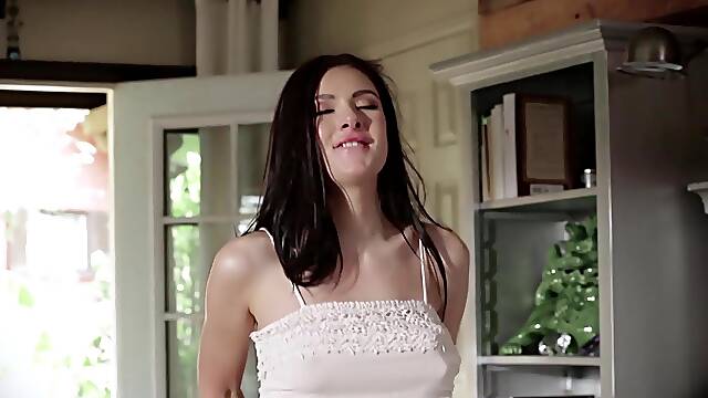 Marley Brinx Instense Sexuality with Older Man