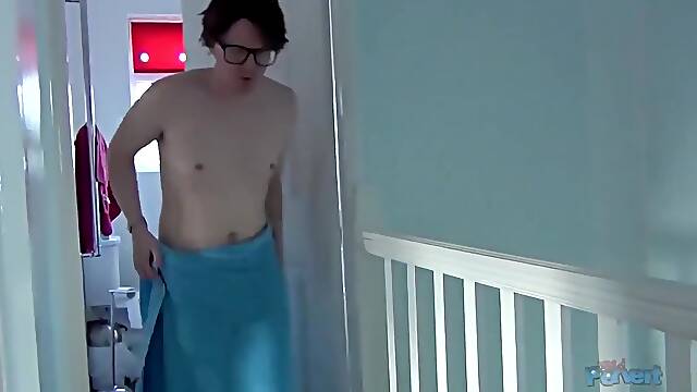 Stella Cox In Stella And Fatboy