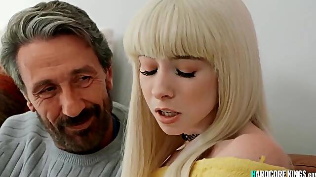 Exciting Teenie And Granny Sharing Big Male Pole - Kenzie Reeves, Steve Holmes And Sally D`angelo