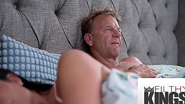 FillUpMyMom - I Drilled By Large Tittied FRENCH Stepmom As A Favour