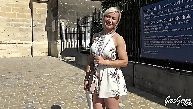 Kim, 41 years old, a mother id like to fuck fond of sodomy