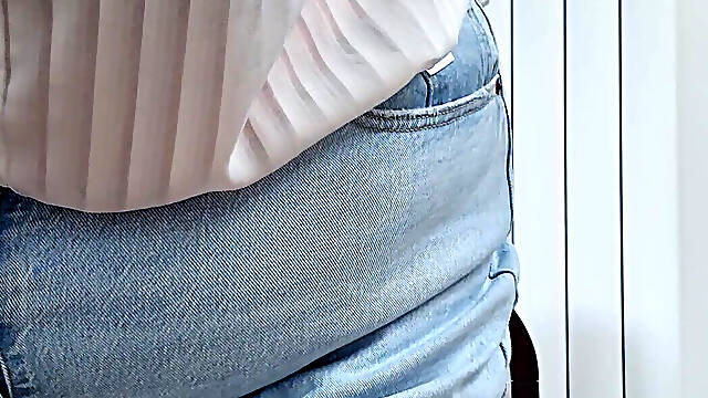 Custom Jeans....big Ass