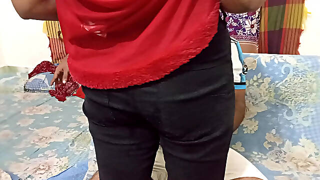 Desi Privet Teacher Sex with Students Busty 18 Y.o Girl Seduced Her Teacher During a Lesson